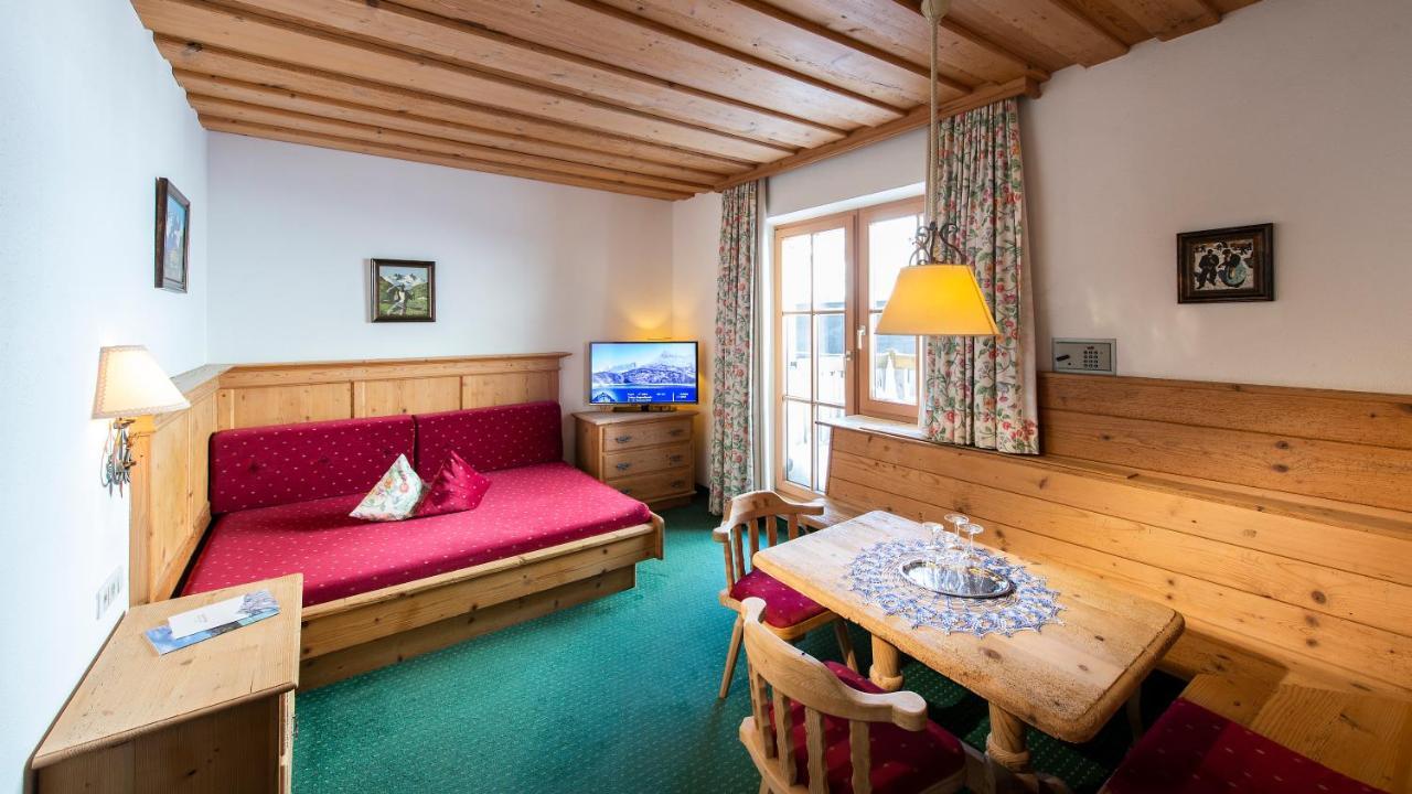 Alpenromantik-Hotel Wirlerhof Galtur Bagian luar foto